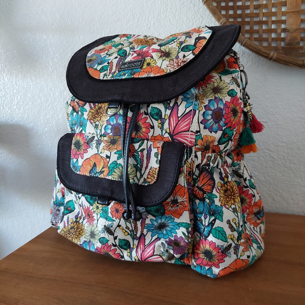 SOLD Sakroots Multicolor Floral Backpack Butterfly Bee Keychain Bee